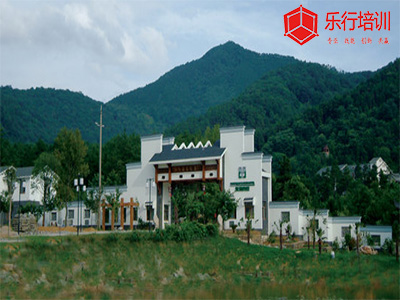 安徽銅陵——永泉農(nóng)莊拓展培訓(xùn)基地